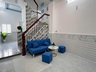 Nhà 695tr (còn bớt) ở kcn hoàng gia ngay xuyên á gần cầu lớn  0906 368 ***