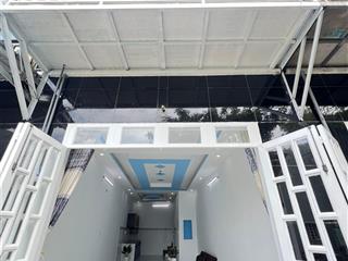 Nhà mới xây 1 sẹc ngắn nguyễn văn bứa cách ngã 3 giồng chỉ 2km giá 755tr còn thương lượng