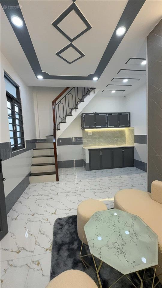 Kẹt vốn làm ăn ra gấp căn 1 lầu 42m2, sổ hồng công chứng 490 triệu ngay cổng kcn hoàng gia