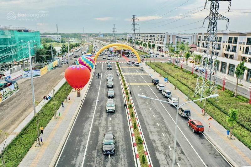 Chuyên bán nền và nhận ký gởi bán lại nhanh  xây nhà đầy đủ đường lớn  căn góc  view công viên