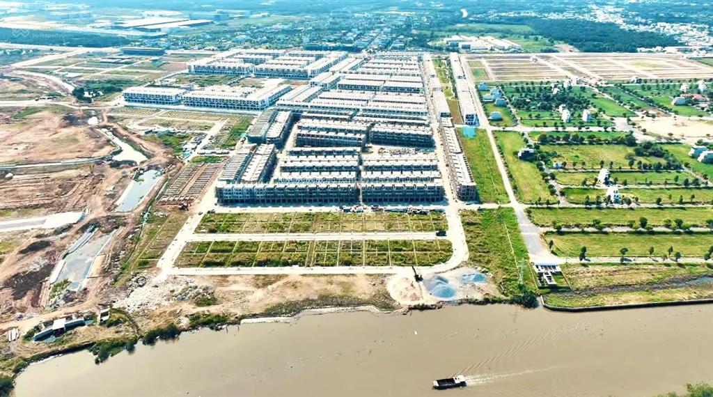 Chuyên bán nền và nhận ký gởi bán lại nhanh  xây nhà đầy đủ đường lớn  căn góc  view công viên
