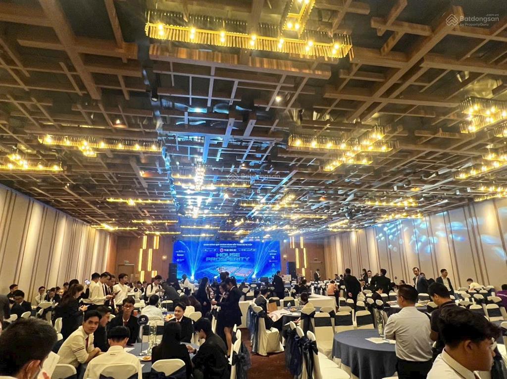 Chuyên bán nền và nhận ký gởi bán lại nhanh  xây nhà  đường lớn  căn góc  view công viên