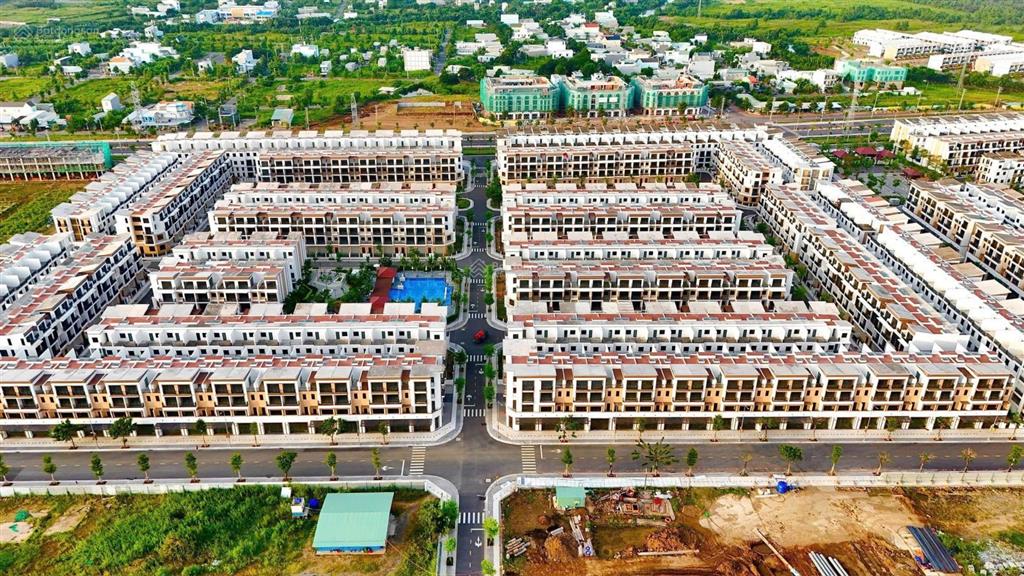 Phòng kinh doanh cty tại dự án số nhà lk32  27 chuyên bán nhà giá từ 3,75 tỷ