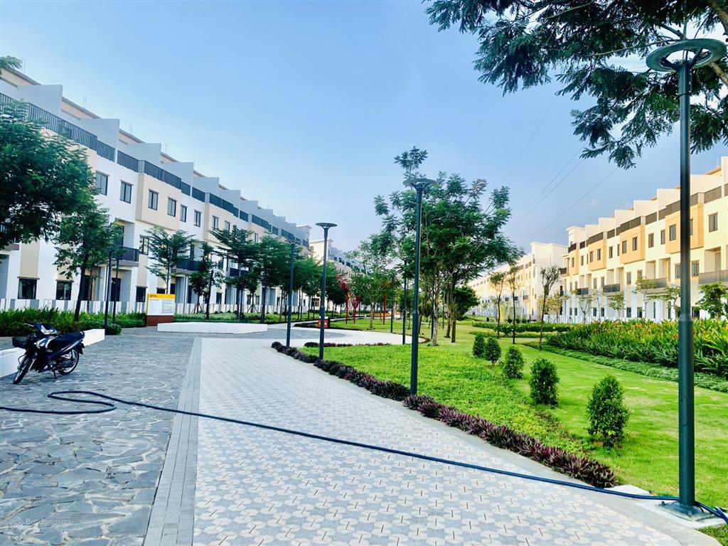 Phòng kinh doanh cty tại dự án số nhà lk32  27 chuyên bán nhà giá từ 3,75 tỷ