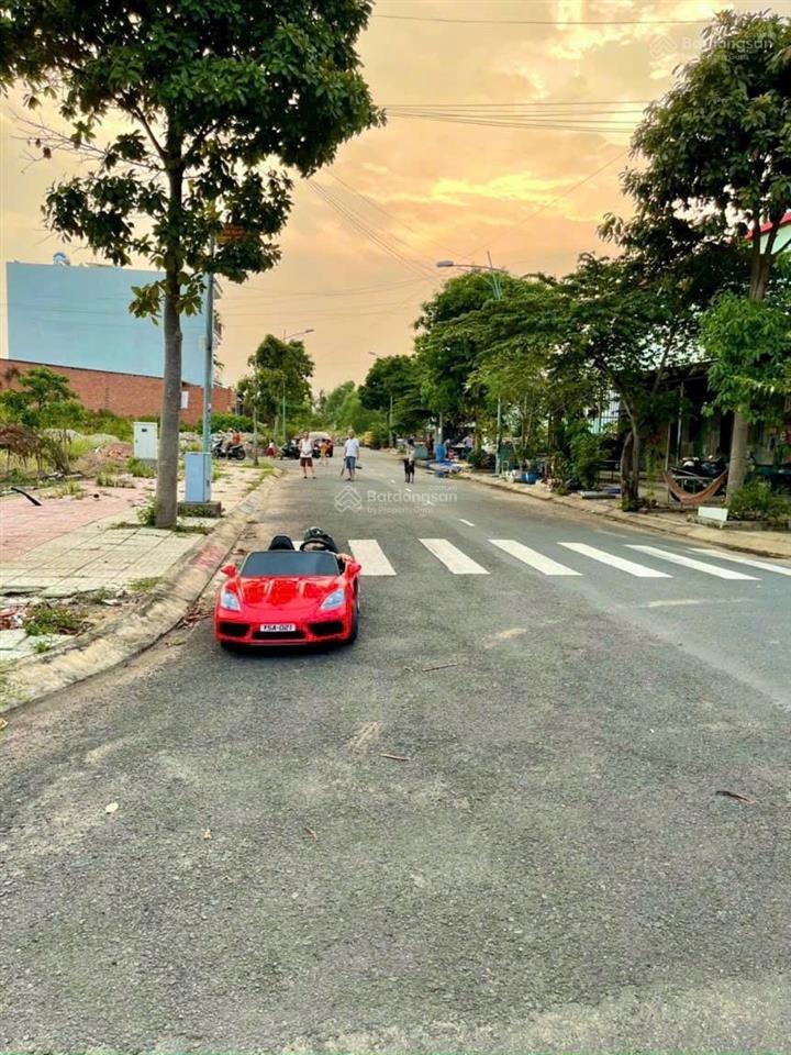 Bán nhanh lô đất trục chính 16m kdc nam khang 1426 nguyễn duy trinh