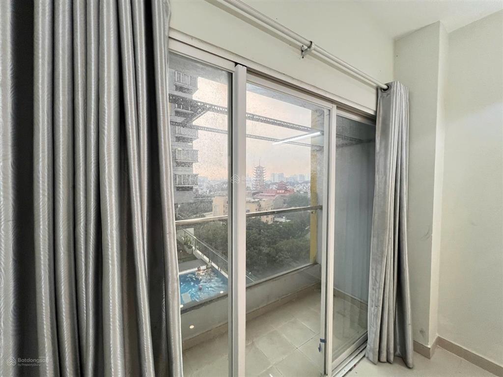 Bán căn hộ q10  1pn1wc 2tỷ7 bao sang tên nhà trống sẵn, xem nhà  0901 430 *** nguyễn loan