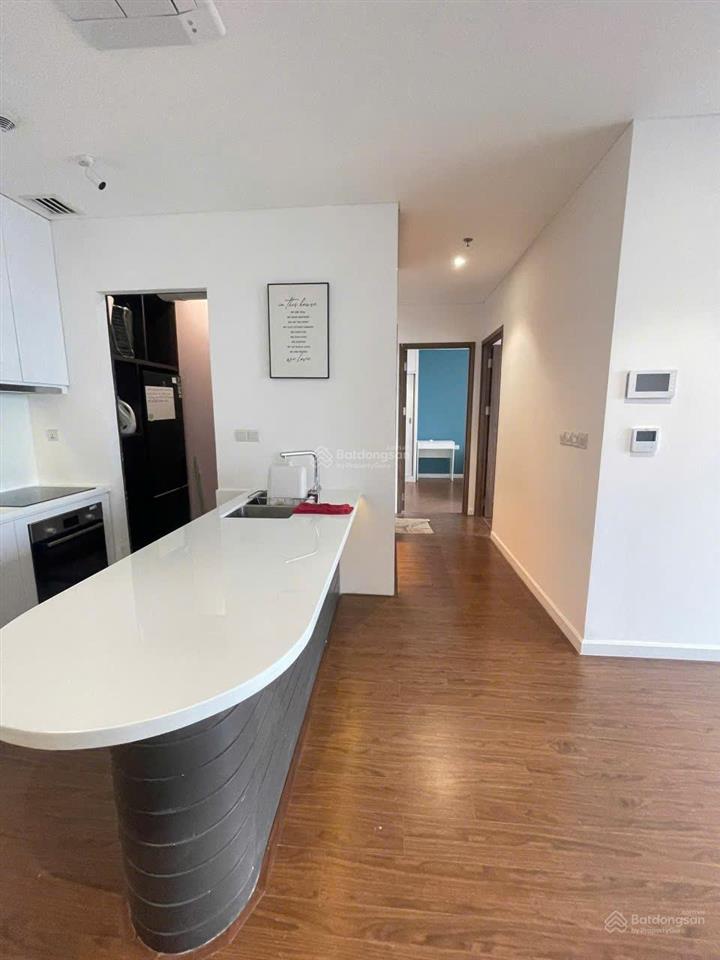 Kingdom 101 căn hộ cho thuê 2pn2wc full nội thất giá 22tr/tháng có thể vào ở ngay   0901 430 ***