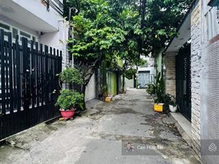 Nhà hẻm xe hơi thông  2 tầng ngay cv làng hoa, p.9 gò vấp chỉ 4.3 tỷ