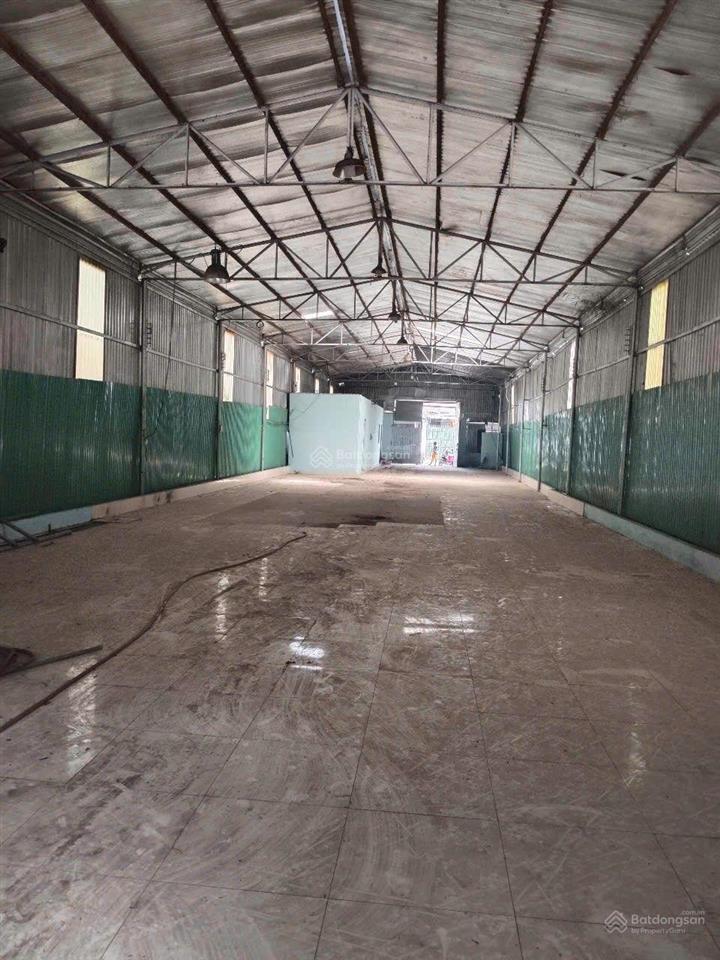 Cho thuê nhà xưởng tân phú trung củ chi, sau kcn tân phú trung, dt xưởng 500m2, giá 13tr/tháng
