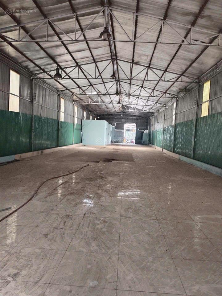Cho thuê nhà xưởng tân phú trung củ chi, sau kcn tân phú trung, dt xưởng 500m2, giá 13tr/tháng