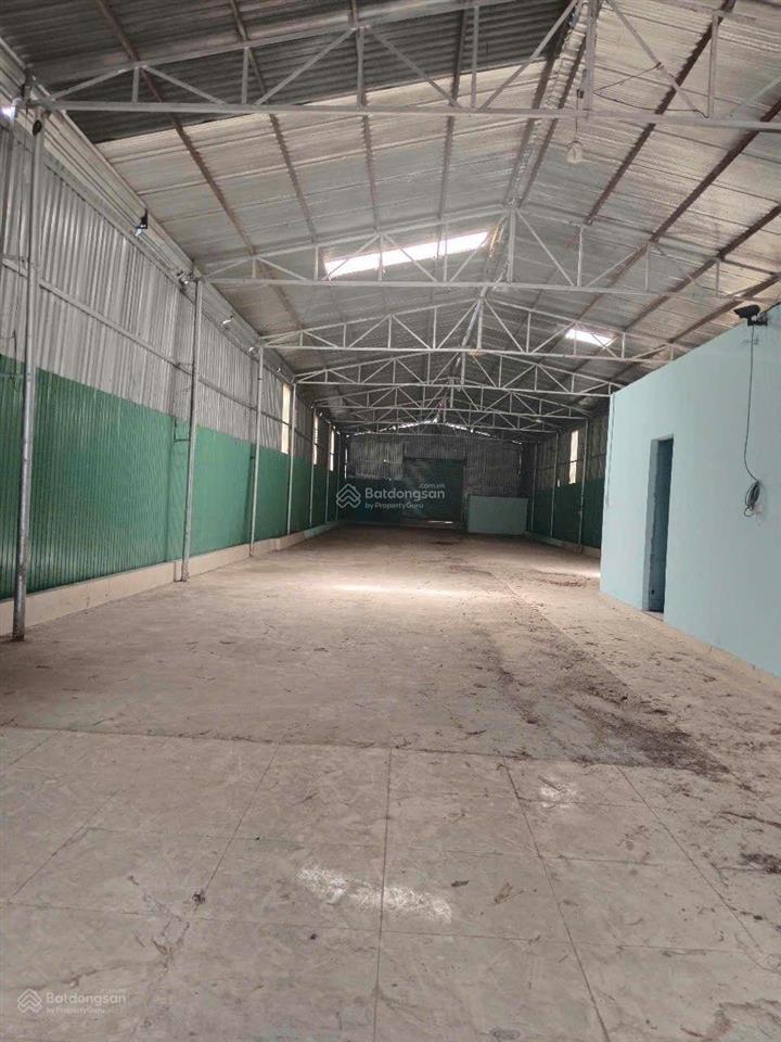 Cho thuê nhà xưởng tân phú trung củ chi, sau kcn tân phú trung, dt xưởng 500m2, giá 13tr/tháng