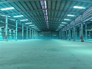 Cho thuê nhà xưởng bến lức long an, gần cầu bình điền tp. hcm, dt 20.000m2, giá 850tr/tháng