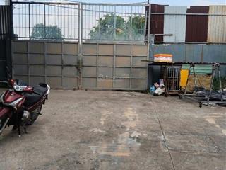 Cho thuê nhà xưởnng ở hóc môn, dt 1000m2, giá 28tr/tháng