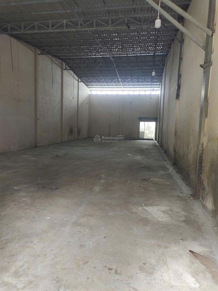 Cho thuê nhà xưởng 1/ nguyễn thị búp, quận 12, dt 10x33m=330m2, giá 20tr/tháng