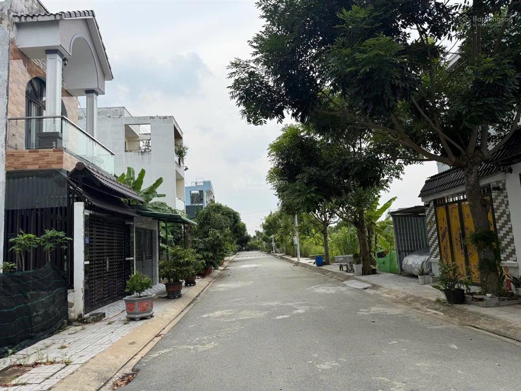 Bán đất đức hoà cát tường phú sinh diện tích 72m2 giá 950 triệu sổ hồng riêng.  0918 551 ***