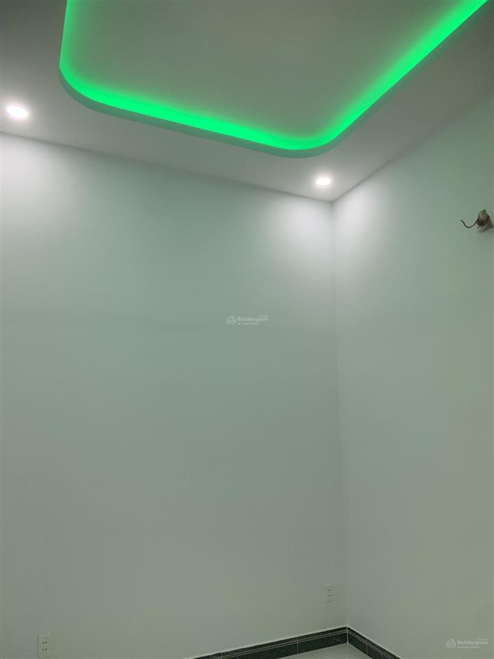 Bán nhà đức hòa xã mỹ hạnh nam. dt 5x24m sổ hồng riêng đường trước nhà xe hơi,  0918 551 ***