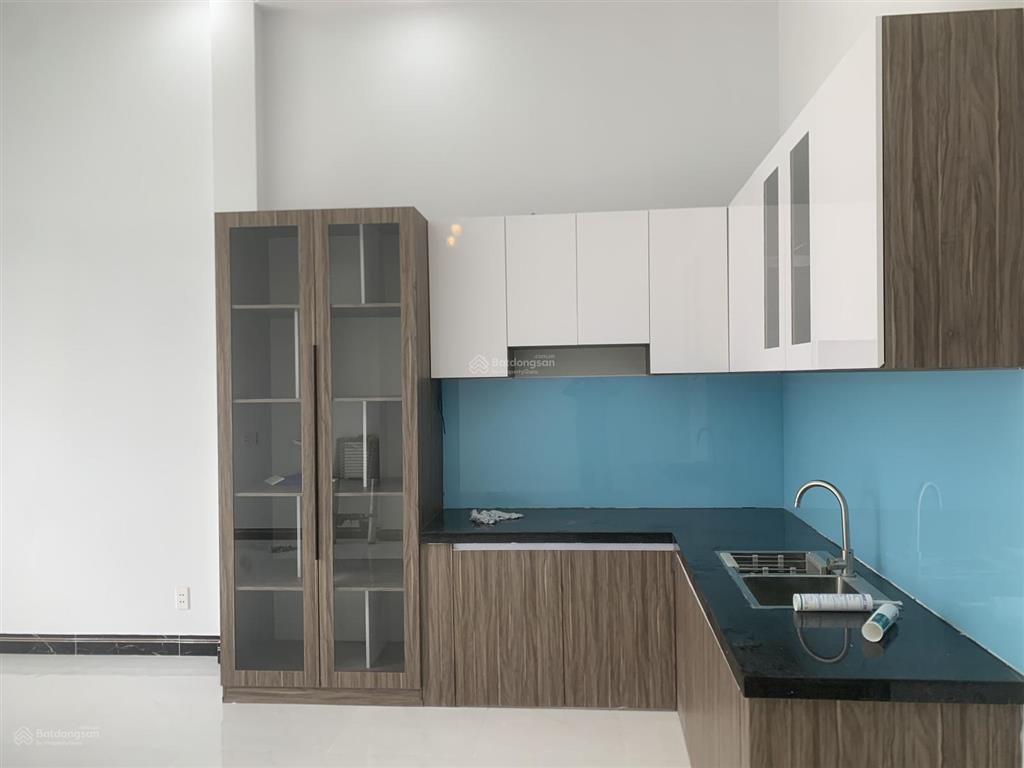 Bán nhà đức hòa xã mỹ hạnh nam. dt 5x24m sổ hồng riêng đường trước nhà xe hơi,  0918 551 ***
