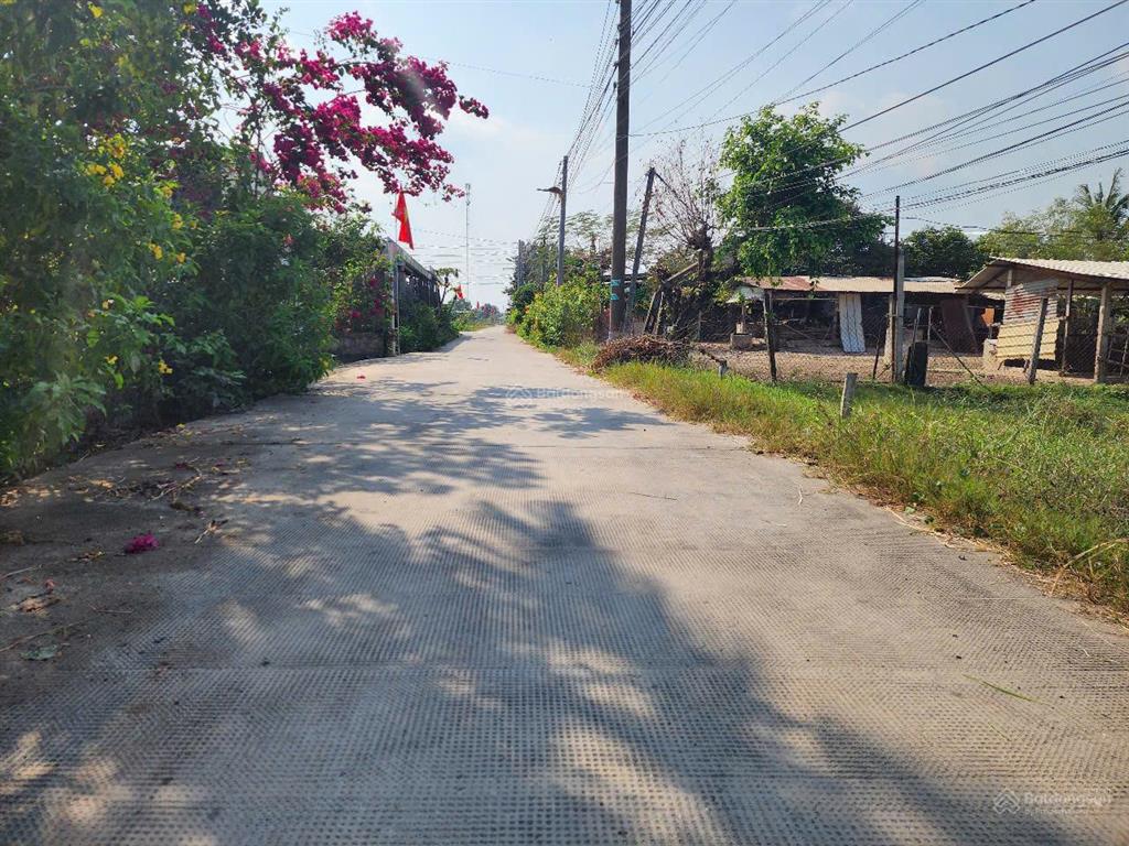 Đất mỹ hạnh nam ngay chợ mỹ hạnh diện tích 5x30 sổ hồng riêng giá 1 tỷ 150 0918 551 ***