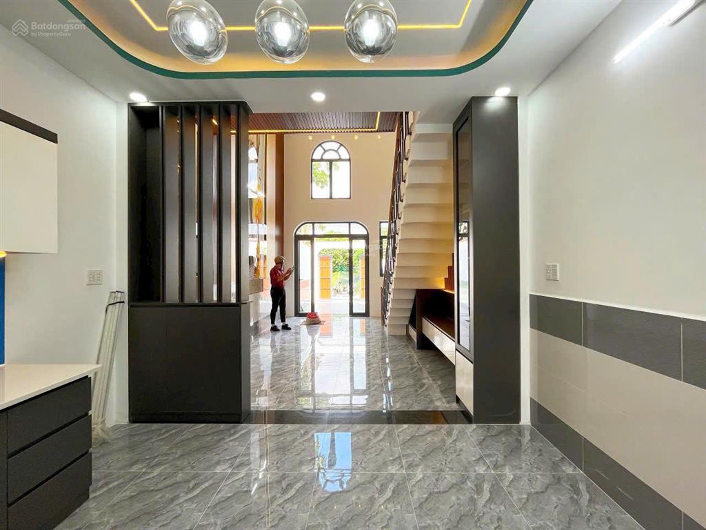 Bán nhà mỹ hạnh nam đức hoà diện tích 158m2. sổ hồng riêng giá 1 tỷ 8.  0918 551 ***