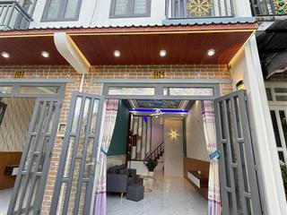 Bán nhà hóc môn đường trần văn mười ngay chợ chữ s nhà 1 lầu dt 39,6m2 giá 1 tỷ 740 0918 551 ***
