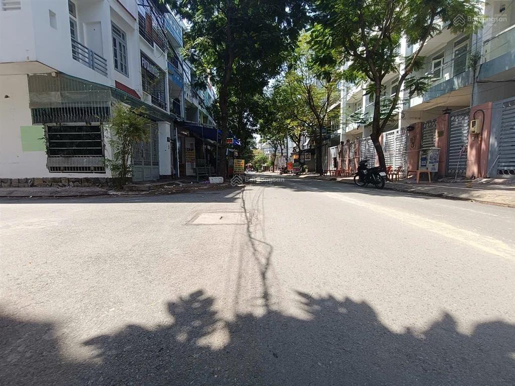 Hàng hiếm góc 2 mặt tiền 4.5x18m 4 tầng đường 12m đặng thuỳ trâmđối diện view đại học văn lang