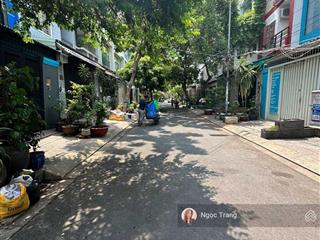 Bán gấp trong tuần để bay về úc giảm mạnh 9 tỷ còn 8.6 tỷ nhà mới cứng 4 tấm, kế đại học văn lang