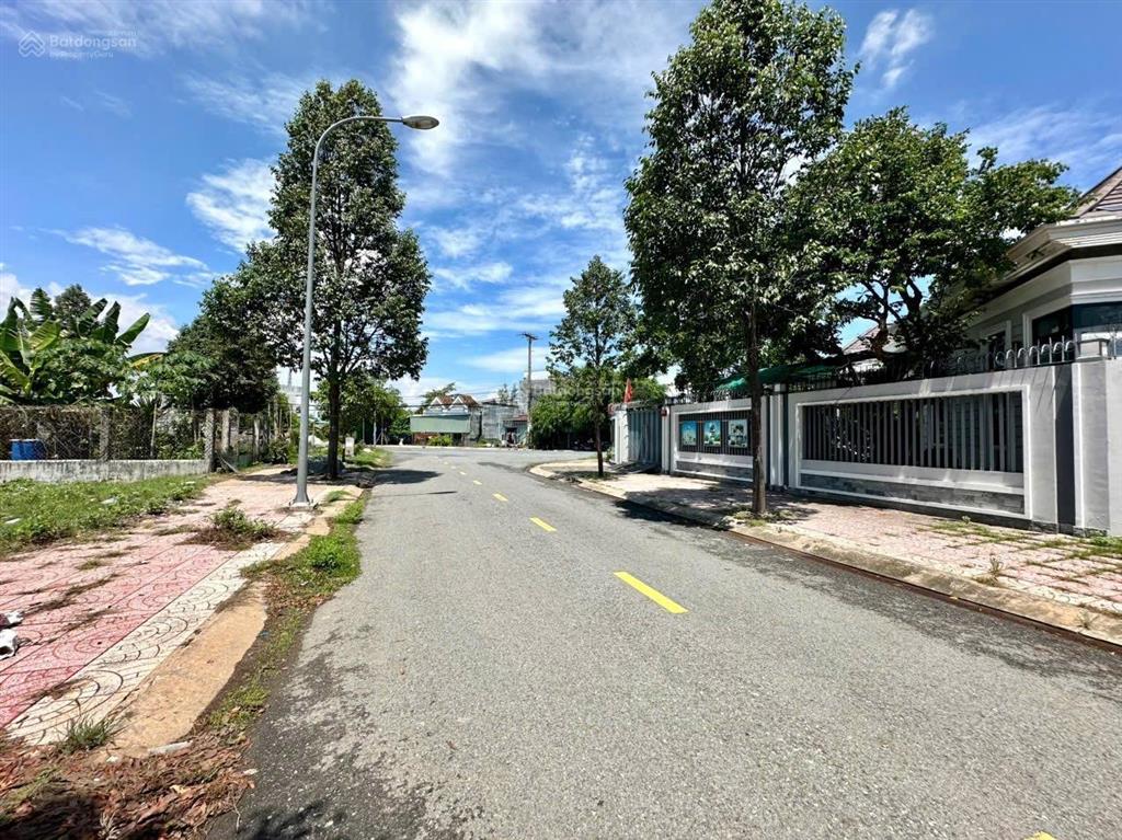 Bán lô đất thổ cư đường d4, kdc idico2, phường 6, tp tân an, diện tích 5,9 x 25m (lô 38)