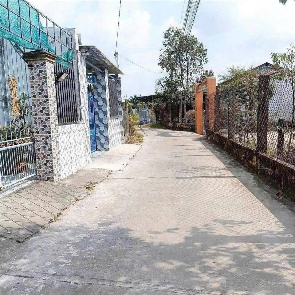 Bán lô đất thổ cư 1 xẹt hẻm 79, xã an vĩnh ngãi, tp tân an, long an. diện tích 4,6 x 28m2