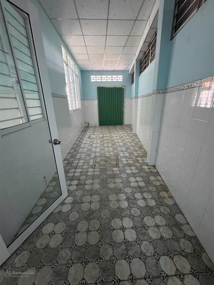 Bán nhà hẽm 32 lương văn chấn , phường khánh hậu , tp tân an  diện tích  10.5 x 19.8 hậu 7.5m2