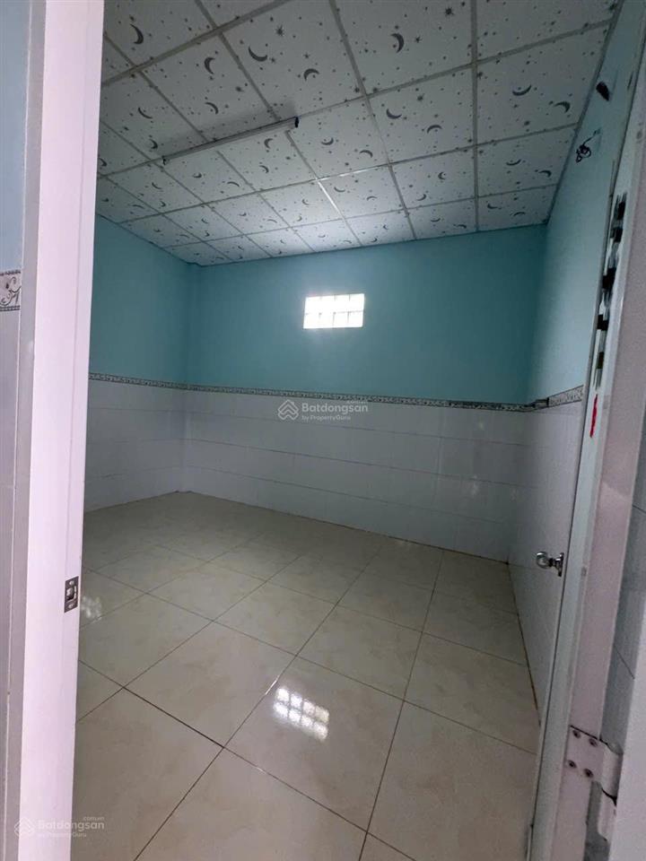 Bán nhà hẽm 32 lương văn chấn , phường khánh hậu , tp tân an  diện tích  10.5 x 19.8 hậu 7.5m2