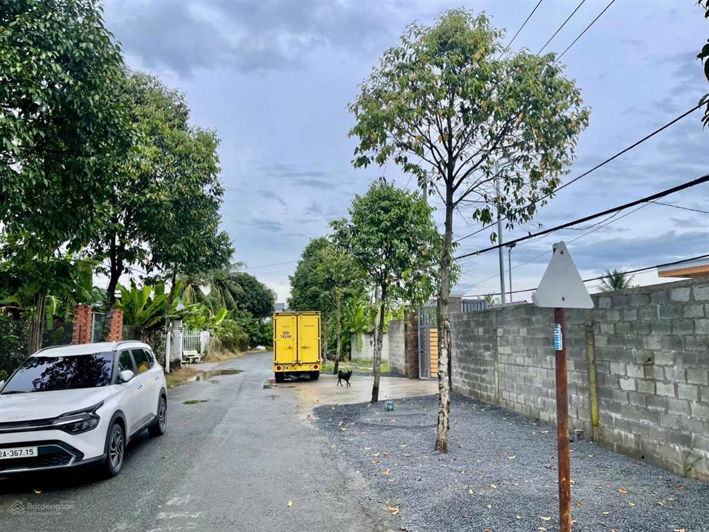 Bán nhà vườn nghĩ mặt tiền nguyễn văn nhâm thuộc nhơn thạnh trung , tp tân an  dt  20 x 50m2