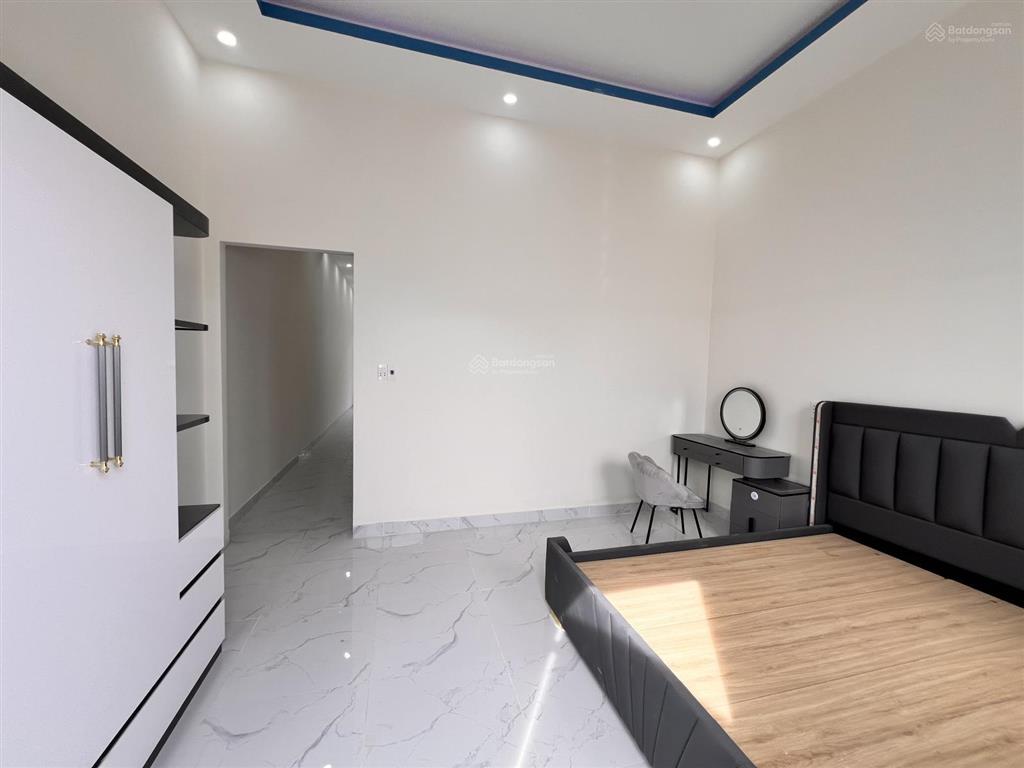 Bán nhà mới xây 88m2 nội thất đầy đủ gần kcn giang điền giá 1,450 tỷ