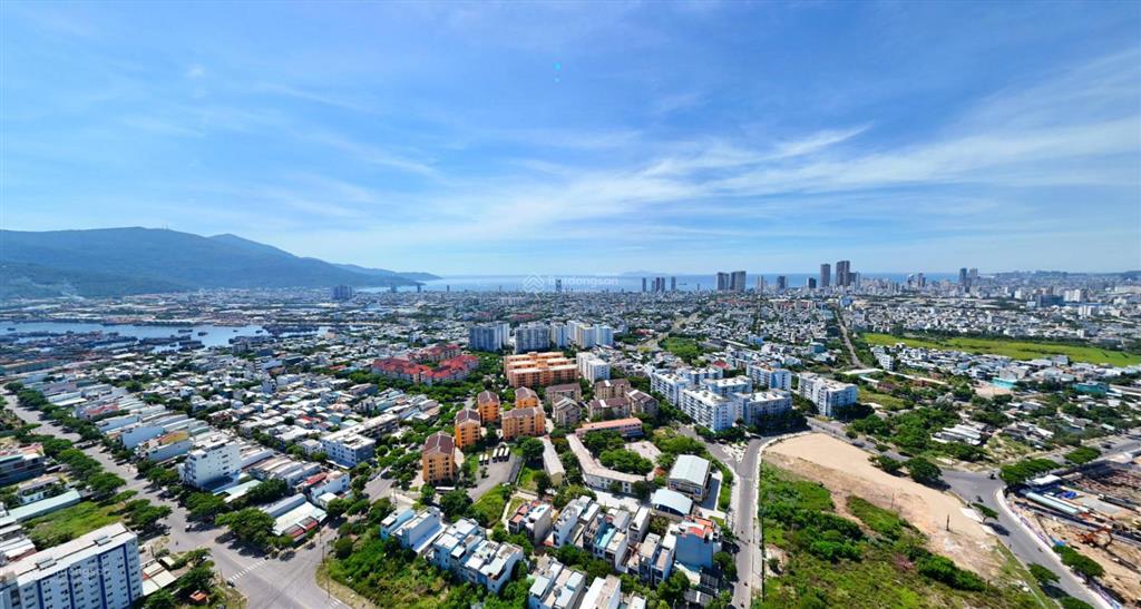 Siêu phẩm  cần bán căn hộ peninsula 2 phòng ngủ 64m2 tầng 26, view trực biển mỹ khê. sổ đỏ lâu dài