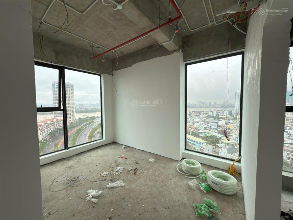 Siêu phẩm, cần bán căn hộ 2pn 69m2 sun cosmo p1, view sông hàn, trung tâm đà nẵng