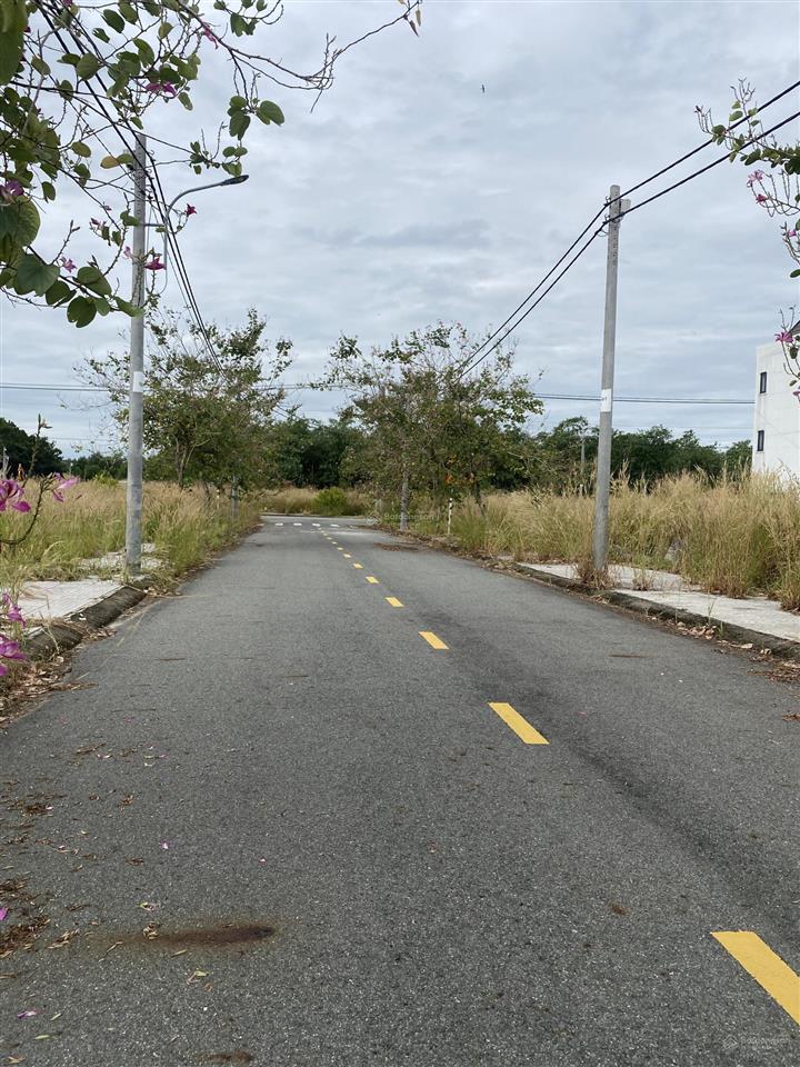 Cần tiền bán gấp lô đất 580 triệu, sổ hồng riêng