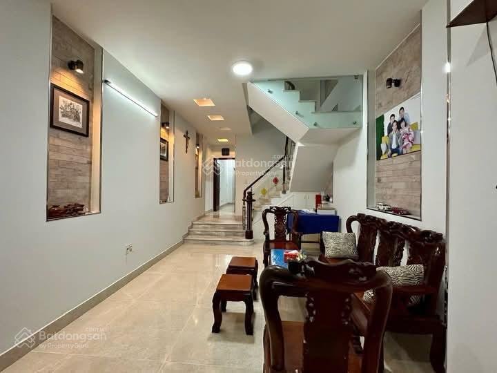 Bán nhà mặt phố giá tốt tại đường t8, f. tây thạnh, tân phú 10,2 tỷ, 100m2/(4x25m 1 trệt 2 lầu st)