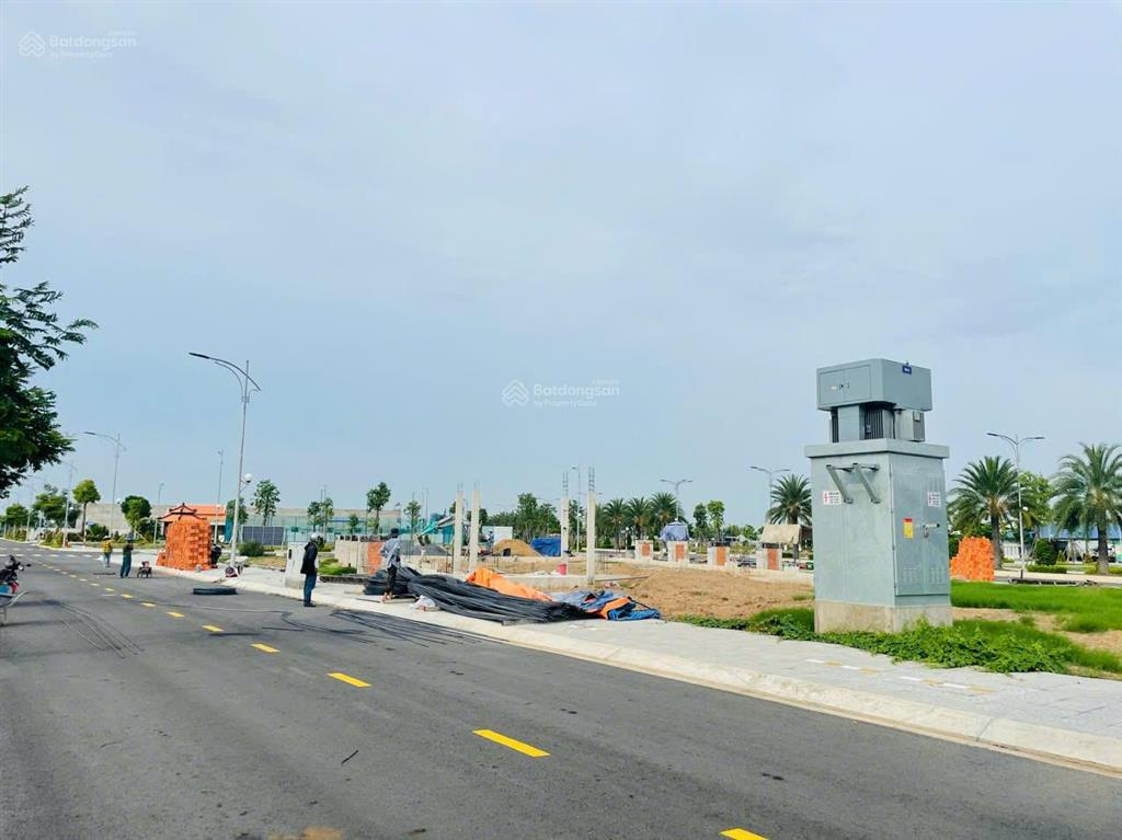 Đất nền king hill đối diện eco retreat 220ha long an giá 2,1 tỷ, ck 11% sổ sẵn xây dựng ngay
