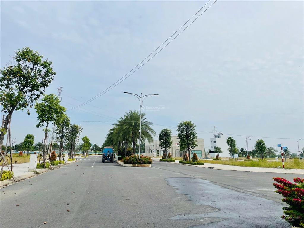 Đất nền king hill đối diện eco retreat 220ha long an giá 2,1 tỷ, ck 11% sổ sẵn xây dựng ngay
