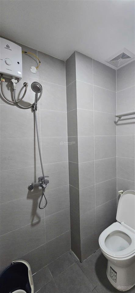 Chính chủ gửi bán căn 1pn, 1wc bcons bee có sẵn nội thất, đang cho thuê 5.3 tr/th giá 1,75tỷ
