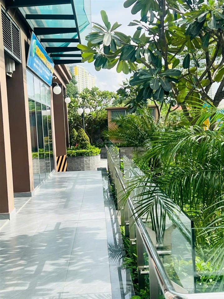 Chính chủ gửi bán căn 1pn, 1wc bcons bee có sẵn nội thất, đang cho thuê 5.3 tr/th giá 1,75tỷ