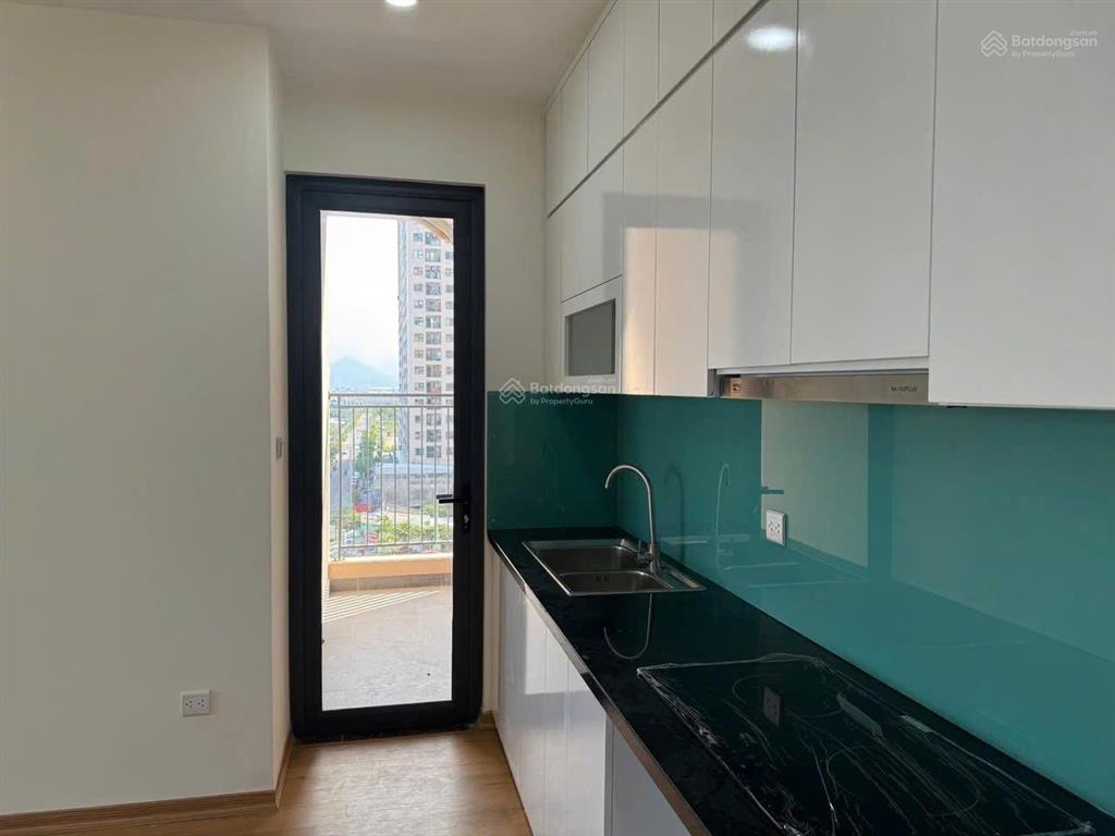 Bán căn hộ 3pn thương mại ct10 mới đẹp  nhà mới view biển, thành phố