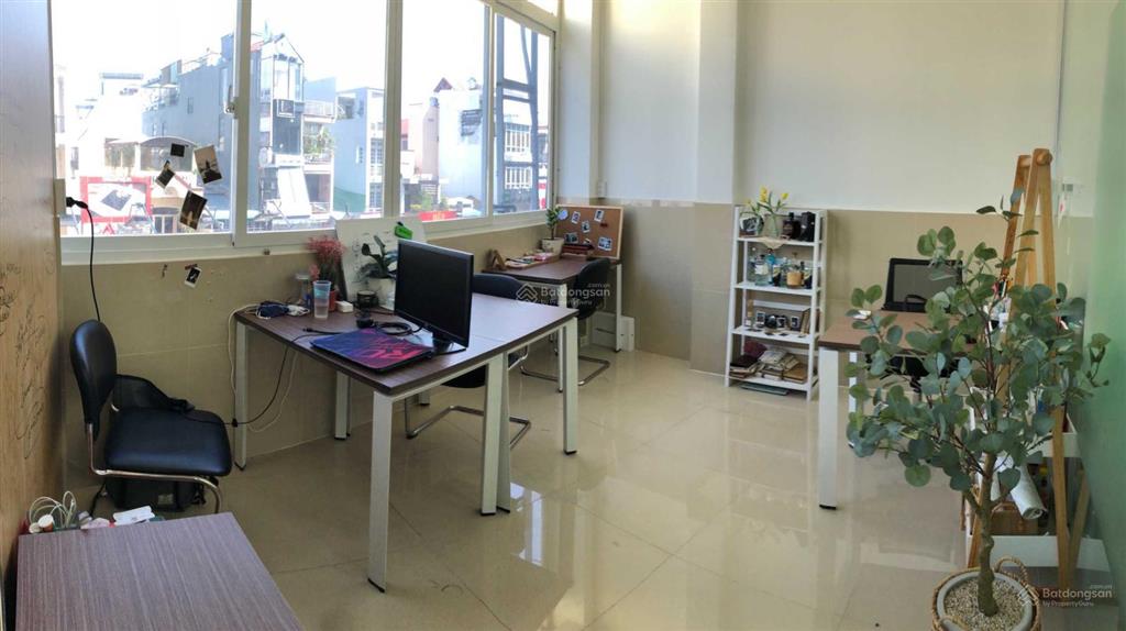 Cho thuê văn phòng giá rẻ tại phú nhuận có sẵn nội thất.  0981 291 ***  ms. nhung