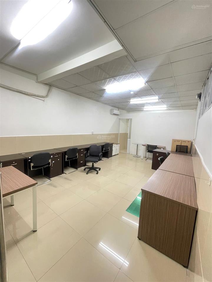 Văn phòng bình thạnh full nội thất với nhiều ưu đãi trong tháng