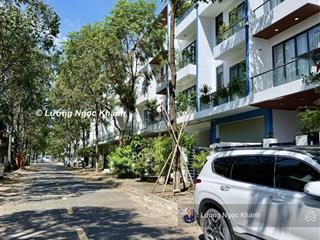 Chủ kẹt tiền bán lỗ  biệt thự 160m2 đông tăng long, rẻ hơn 300tr, giá chỉ 12.9 tỷ nhà hoàn thiện