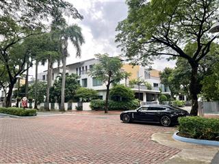 Bán căn villa góc 2 mặt tiền, phía sau vincom thảo điền, nằm trong khu compound bảo vệ 24/7