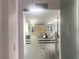 Văn phòng giá rẻ 400  450m2, ngay trung tâm quận 1