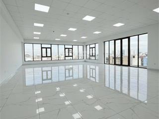 Cho thuê văn phòng diện tích lớn 350m² phù hợp công ty quy mô, giá tốt nhất khu vực bình thạnh