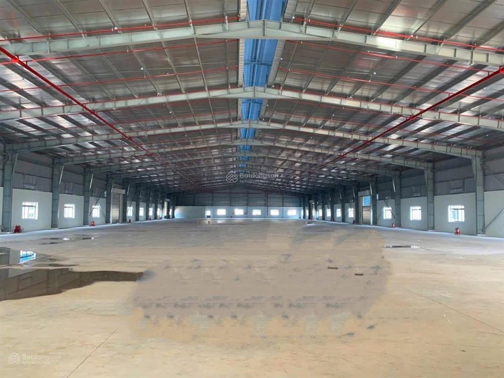 Bán xưởng mặt tiền đường nhựa 16,000m2 chỉ 75 tỉ