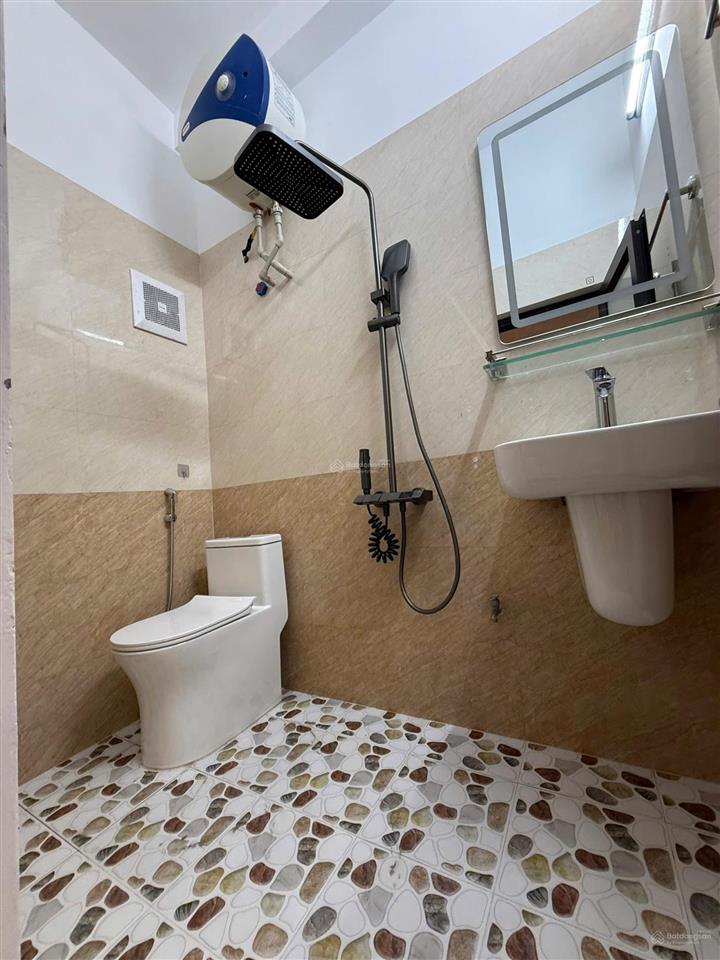 Sổ đỏ tên tôi cần bán nhà phố trung phụng xã đàn 29m2 4t 60m ra phố sđcc giá nhỉnh 5 tỷ