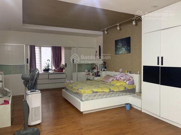 Tôi chính chủ bán nhà p301 chung cư b6 ngõ 12 thạch bàn nhà lô góc 2 mặt thoáng có ban công